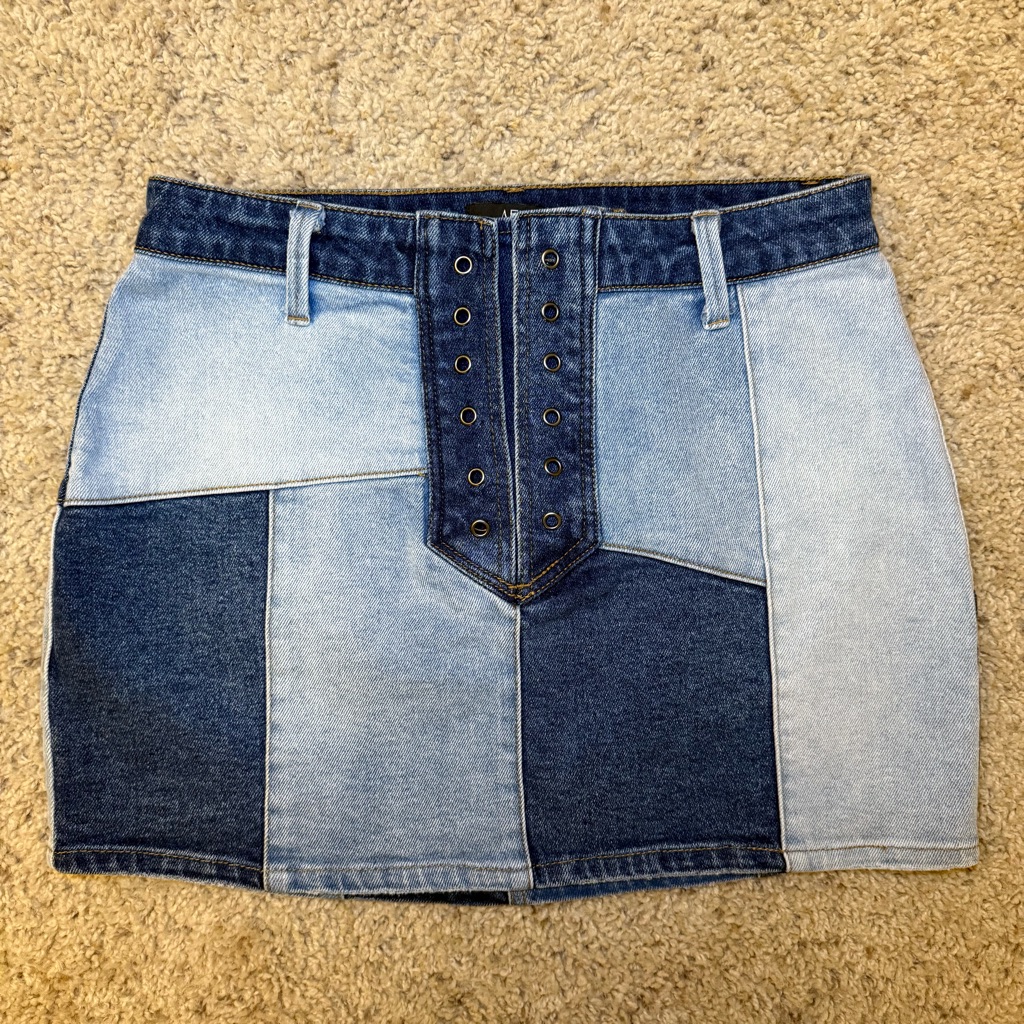 Afrm X Revolve Benji Mini Skirt Mixed Wash Patchwork Denim Retro Size 4 Or 27